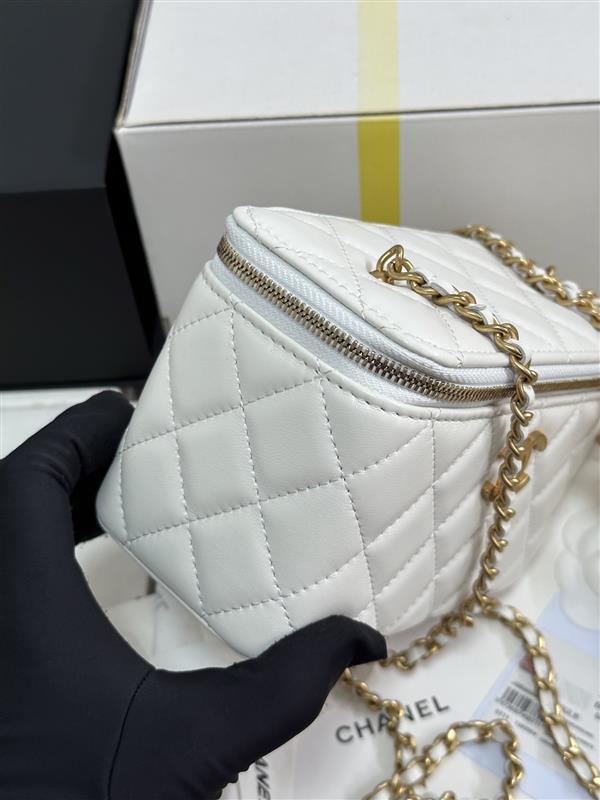 2026127205141436 700